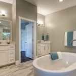 686 Geneva - master bath his & hers