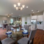 3914 N. Ridge Ave-Dining