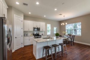 3914 N. Ridge Ave-Kitchen1