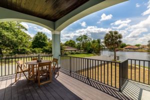 3916.5-N-Ridge-Ave-Balcon2
