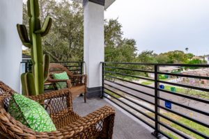 607-COLUMBIA-Balcony