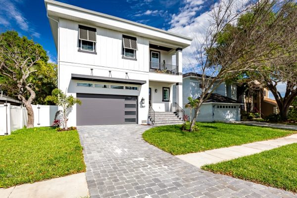 110 S Wesltand Unit 1 Tampa, FL