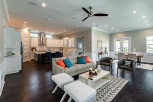 607-COLUMBIA-Living-2