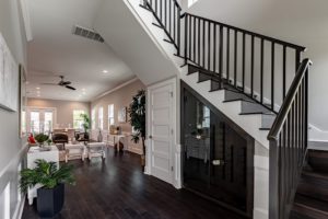 607-COLUMBIA-Entryway